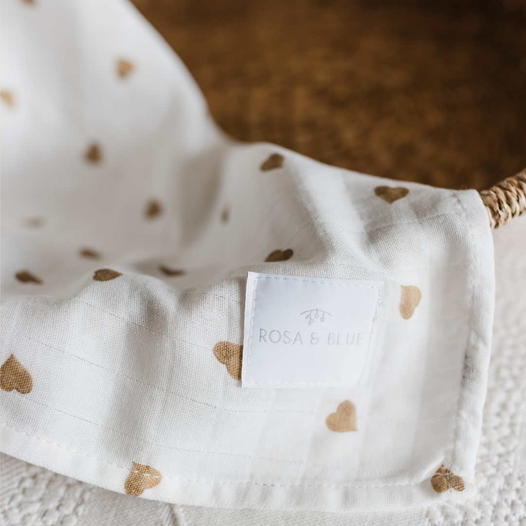 Bamboo Muslin Gift Set - Neutral Heart