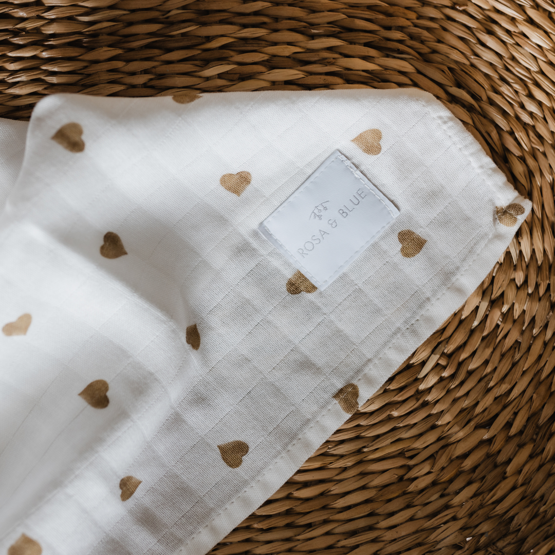 Bamboo Muslin Gift Set - Neutral Heart