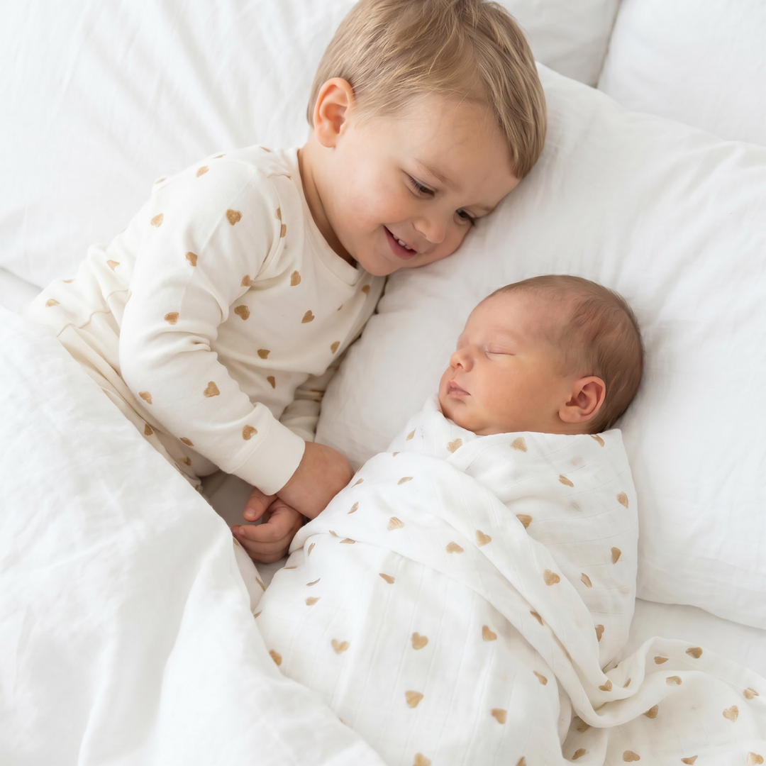 XL Bamboo Muslin Swaddle - Neutral Heart