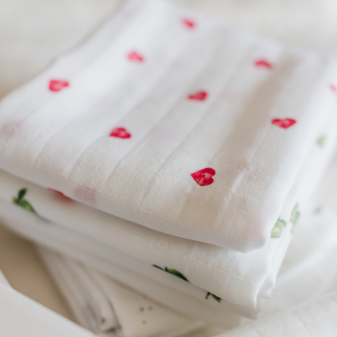 Bamboo Muslin Gift Set - Pink Heart