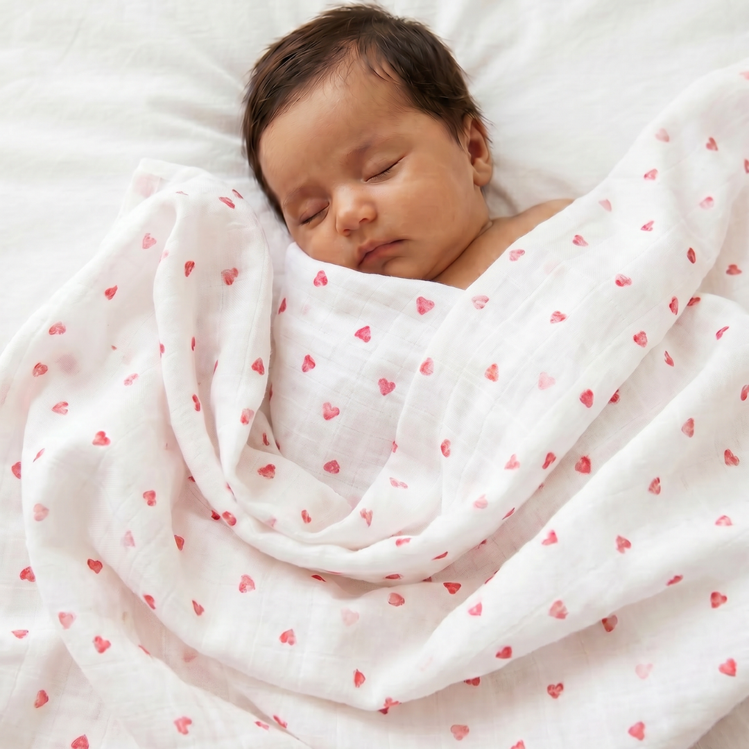 XL Bamboo Muslin Swaddle - Pink Heart